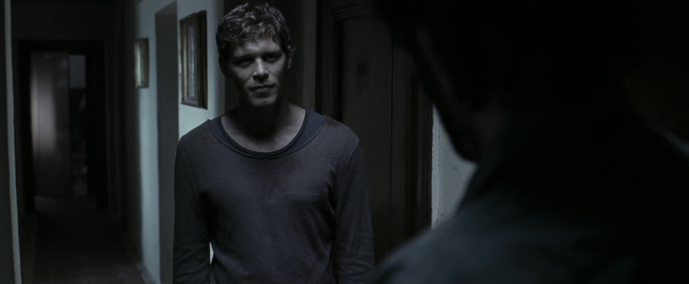 VampireDiariesWorld-dot-nl_OpenGrave1401.jpg