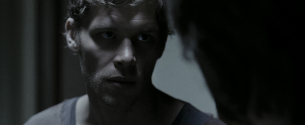 VampireDiariesWorld-dot-nl_OpenGrave1533.jpg