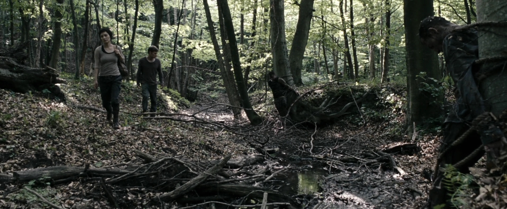 VampireDiariesWorld-dot-nl_OpenGrave2740.jpg
