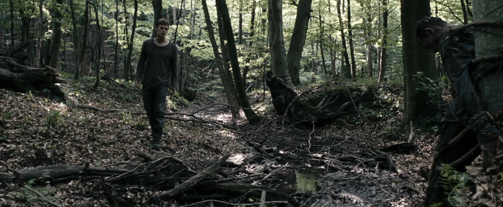 VampireDiariesWorld-dot-nl_OpenGrave2745.jpg