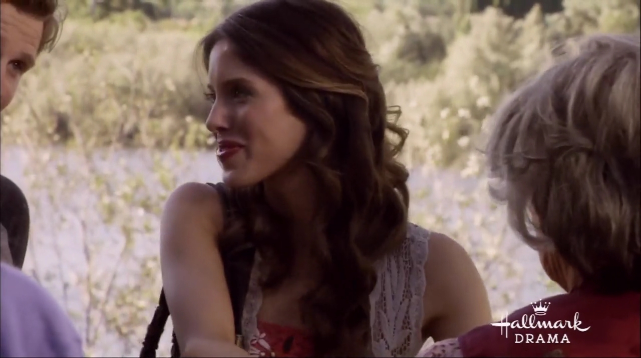 VampireDiariesWorld-dot-nl_KeppingUpWithTheRandalls0248.jpg