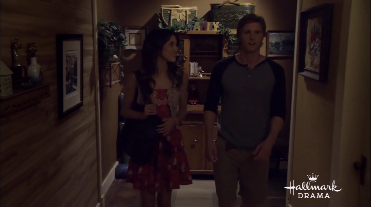 VampireDiariesWorld-dot-nl_KeppingUpWithTheRandalls0455.jpg