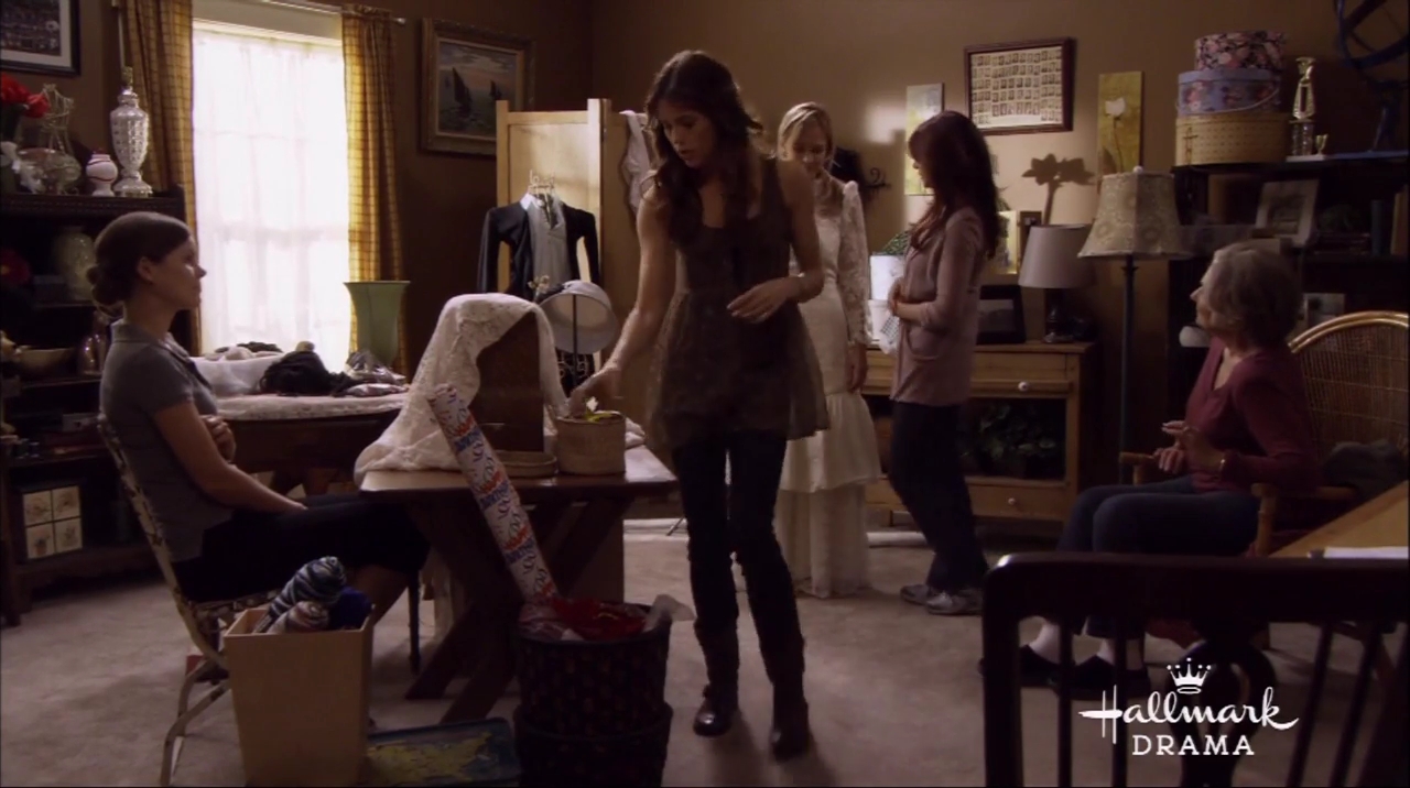 VampireDiariesWorld-dot-nl_KeppingUpWithTheRandalls2836.jpg