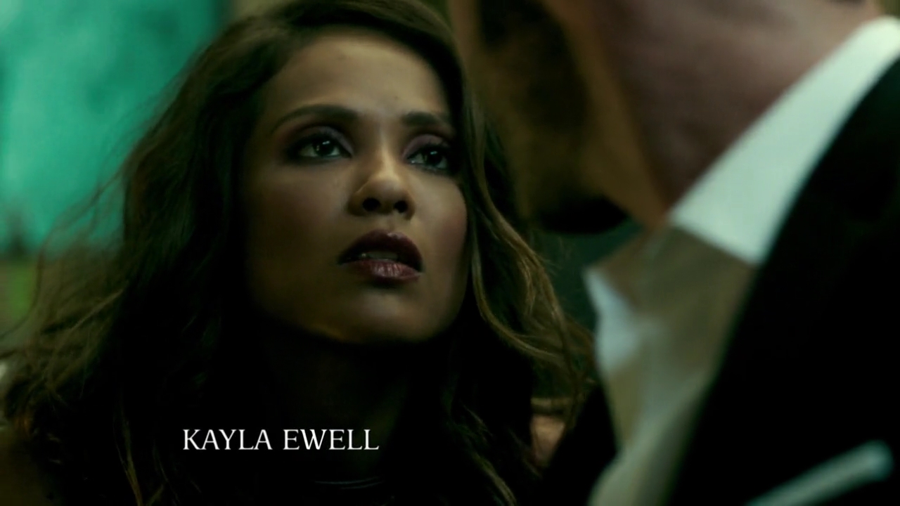 VampireDiariesWorld-dot-nl_Lucifer1x01-0231.jpg