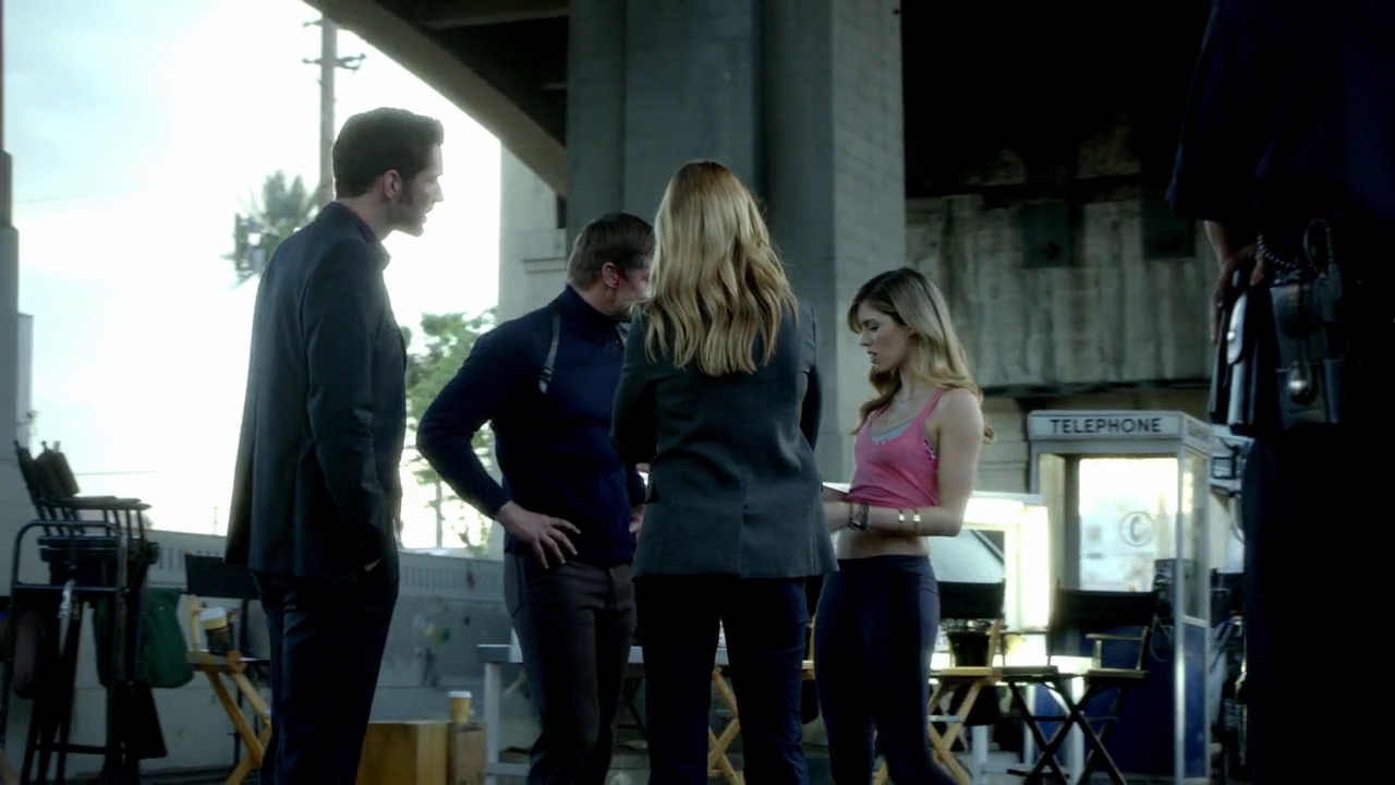 VampireDiariesWorld-dot-nl_Lucifer1x01-1921.jpg