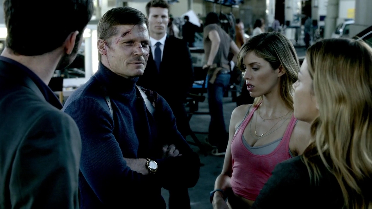 VampireDiariesWorld-dot-nl_Lucifer1x01-1945.jpg
