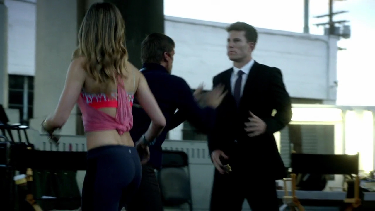 VampireDiariesWorld-dot-nl_Lucifer1x01-1997.jpg