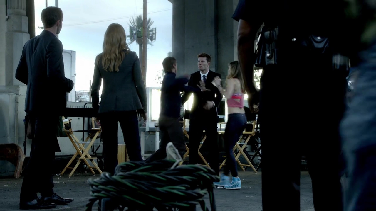 VampireDiariesWorld-dot-nl_Lucifer1x01-1999.jpg