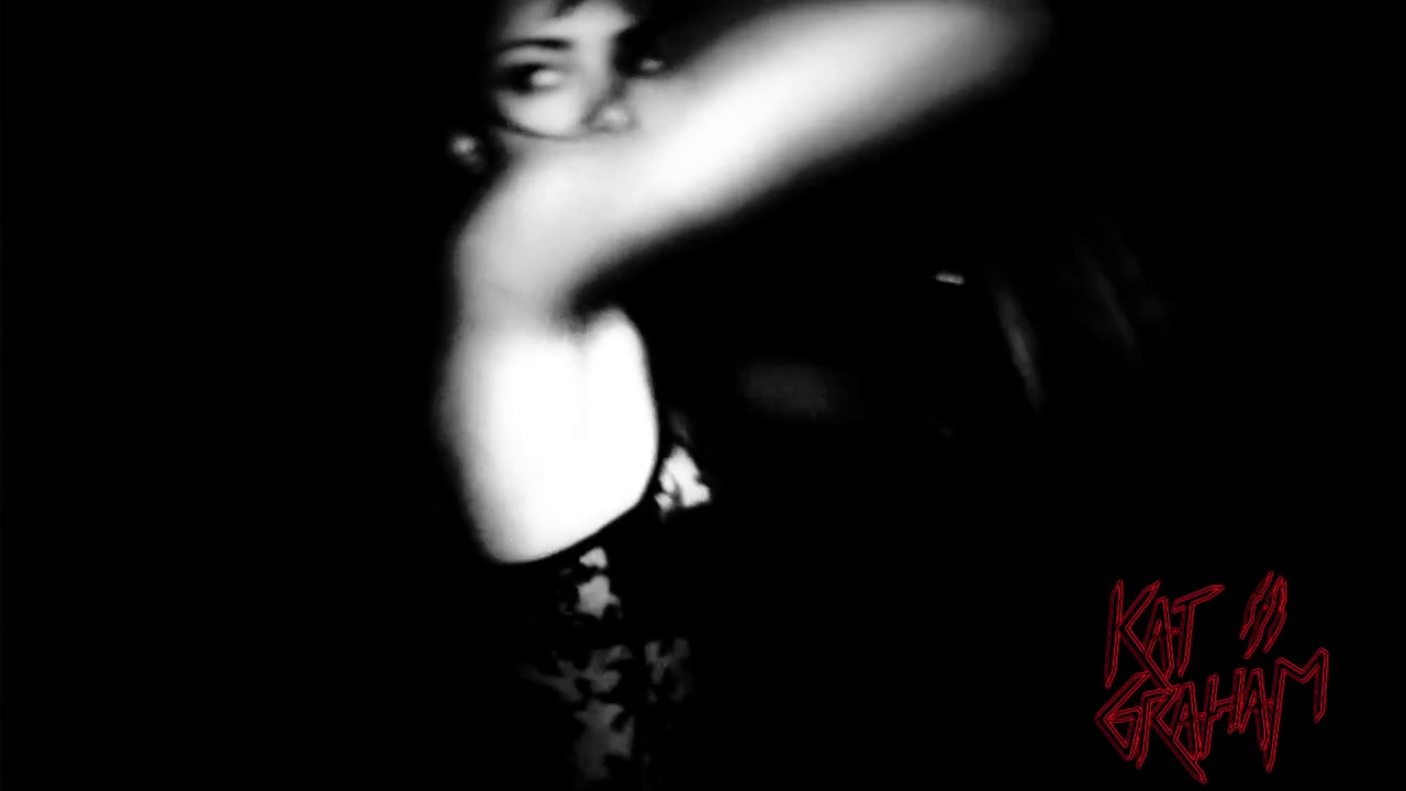 VampireDiariesWorld-dot-org_ColdHeartedSnake-Remix-Captures00119.png