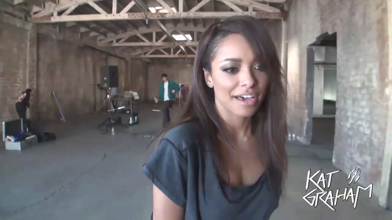 vampirediariesworld_dot_org--LoveWillNeverDoWithoutAnEscapade-BTS0130.jpg