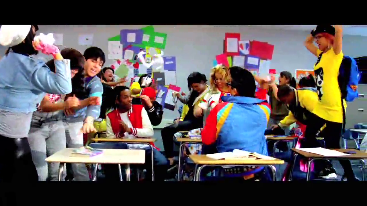 VampireDiariesWorld_dot_org-MyBoyfriendsBack00113.png