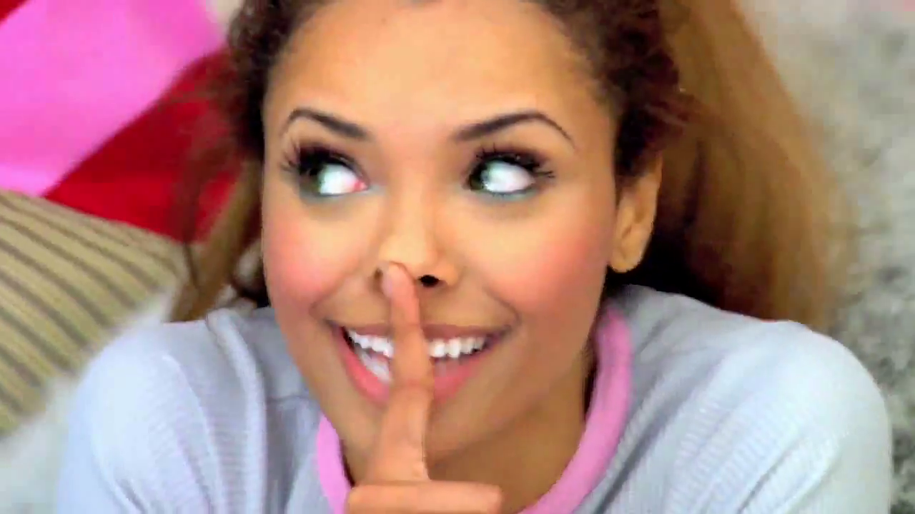VampireDiariesWorld_dot_org-MyBoyfriendsBack00142.png