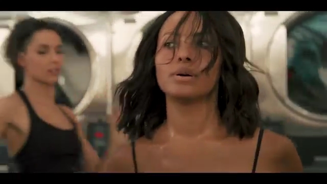 VampireDiariesWorld-dot-KatGraham-Off0054.jpg