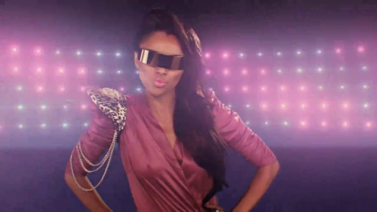 VampireDiariesWorld_dot_org-Sassy00133.png