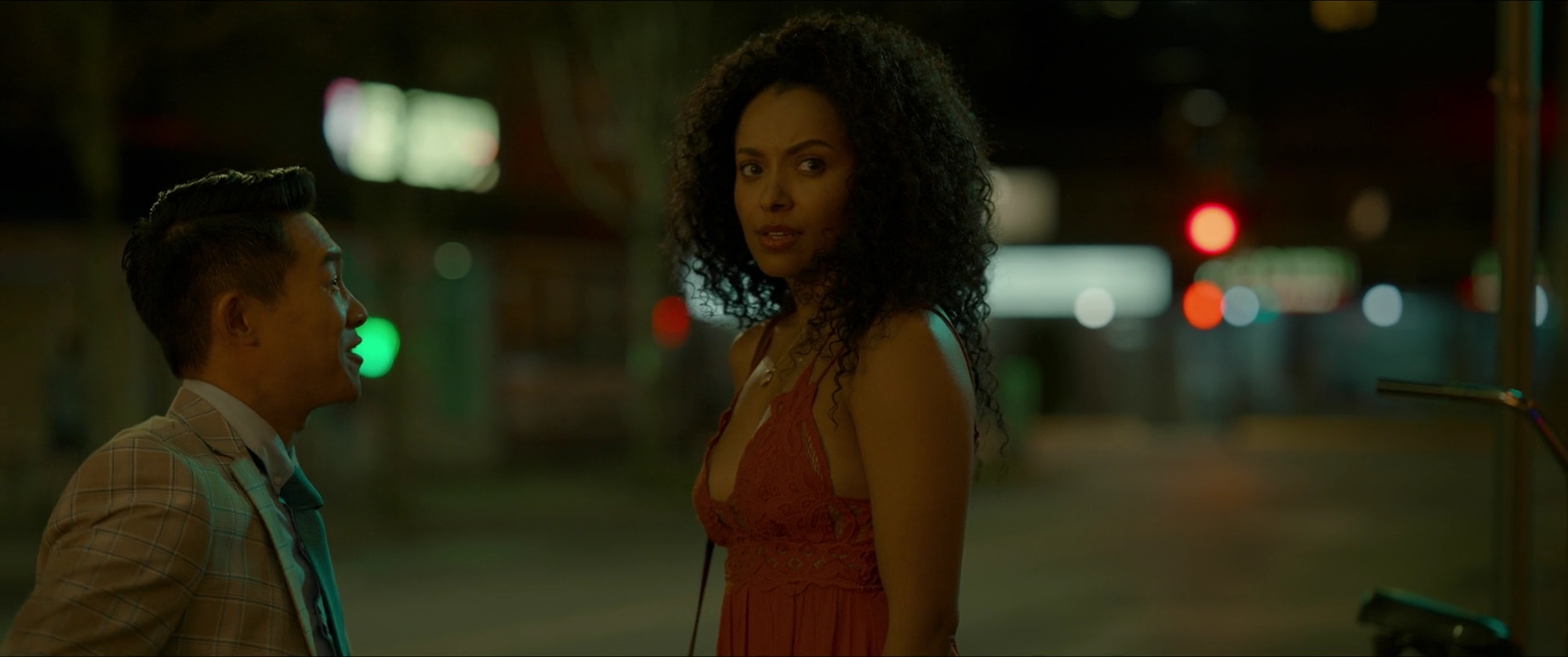 vampirediariesworld-dot-nl_Heatwave0817.jpg