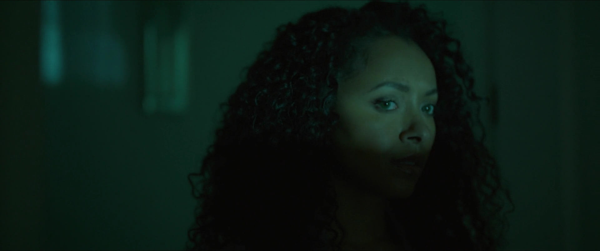 vampirediariesworld-dot-nl_Heatwave2685.jpg
