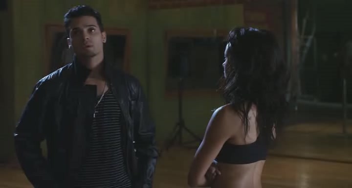 VampireDiariesWorld-dot-org_Honey2-0529.jpg