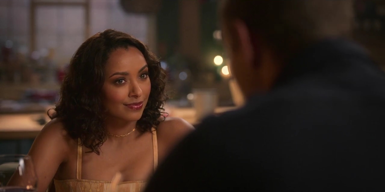 VampireDiariesWorld-dot-nl_LoveInTheVilla2930.jpg VampireDiariesWorld-dot-nl_LoveInTheVilla2930.jpg