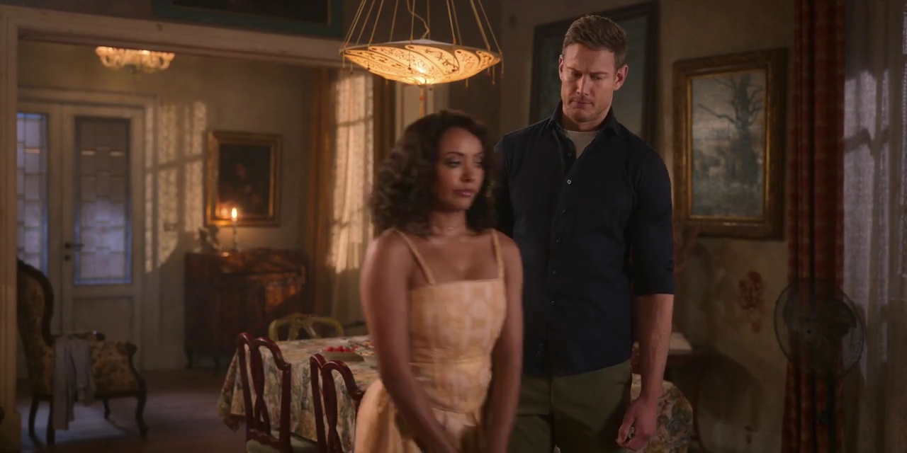 VampireDiariesWorld-dot-nl_LoveInTheVilla3143.jpg