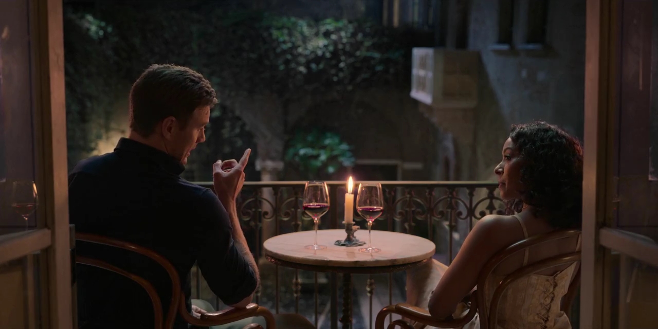VampireDiariesWorld-dot-nl_LoveInTheVilla3367.jpg