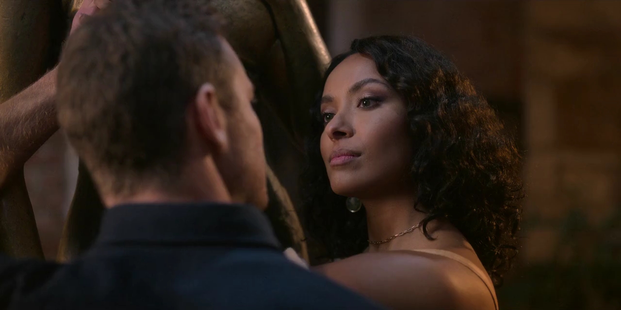 VampireDiariesWorld-dot-nl_LoveInTheVilla3703.jpg VampireDiariesWorld-dot-nl_LoveInTheVilla3703.jpg