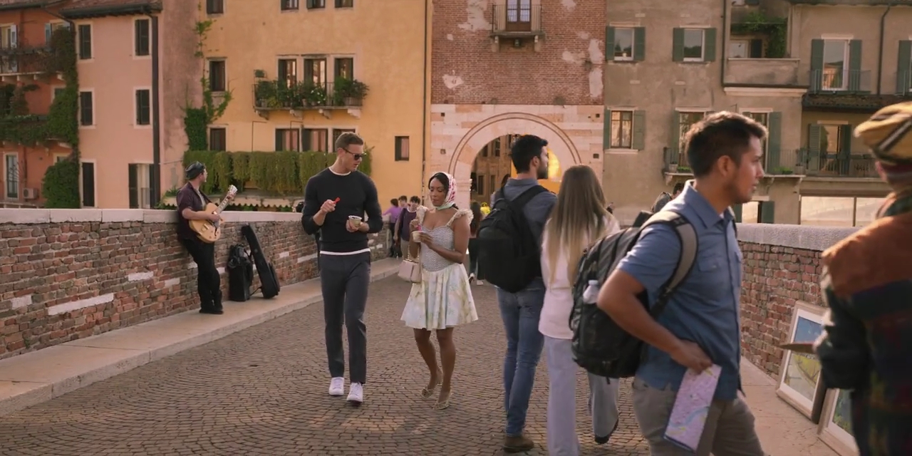 VampireDiariesWorld-dot-nl_LoveInTheVilla4034.jpg VampireDiariesWorld-dot-nl_LoveInTheVilla4034.jpg