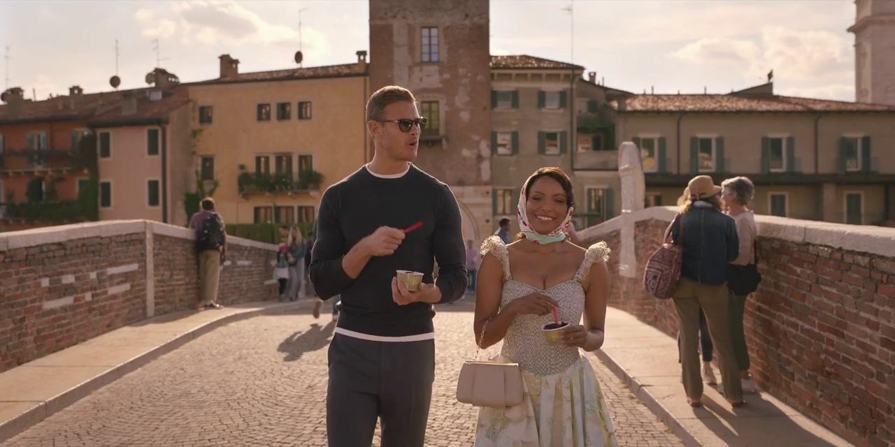 VampireDiariesWorld-dot-nl_LoveInTheVilla4055.jpg VampireDiariesWorld-dot-nl_LoveInTheVilla4055.jpg