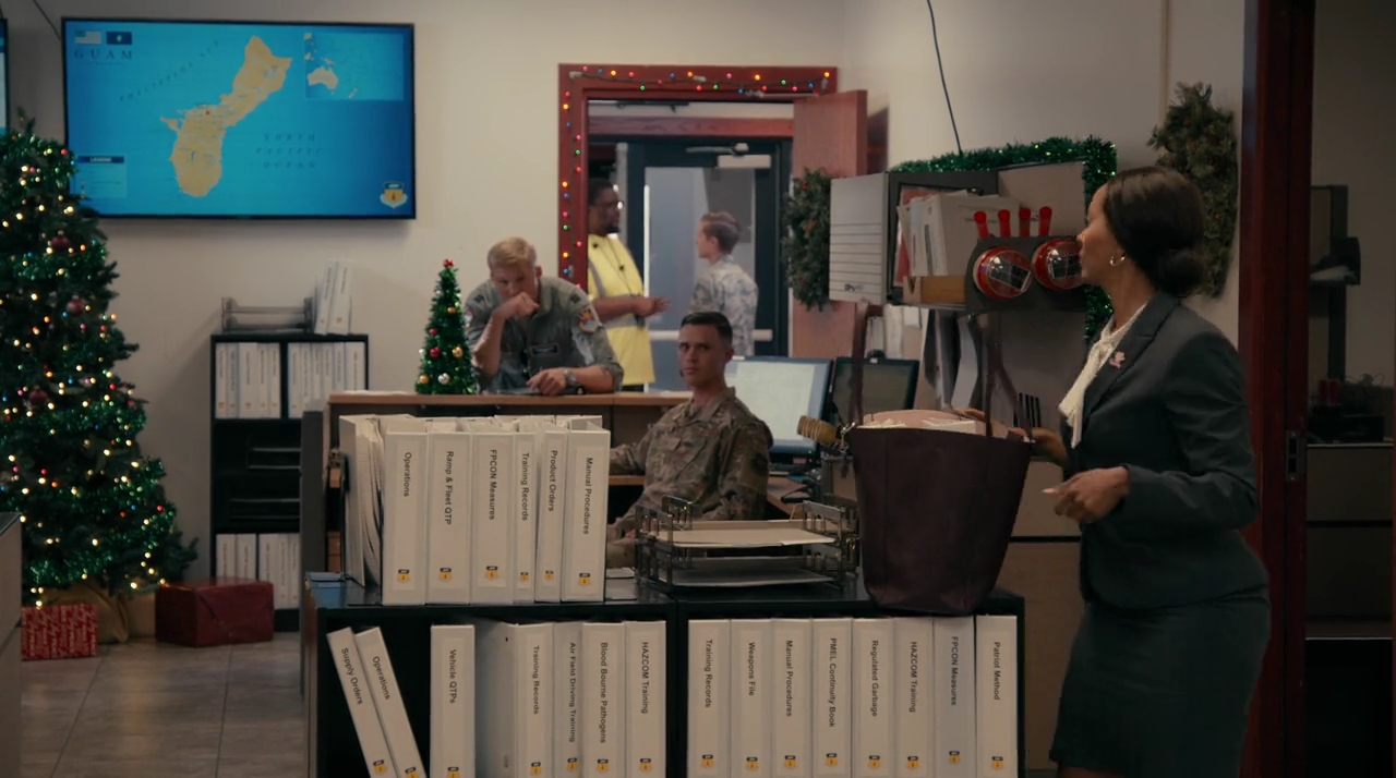 VampireDiariesWorld-dot-nl_OperationChristmasDrop1172.jpg VampireDiariesWorld-dot-nl_OperationChristmasDrop1172.jpg