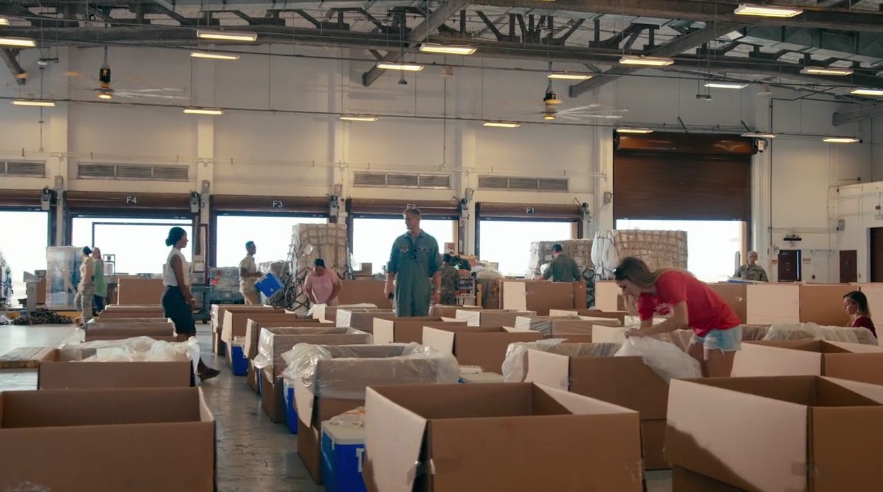 VampireDiariesWorld-dot-nl_OperationChristmasDrop1633.jpg VampireDiariesWorld-dot-nl_OperationChristmasDrop1633.jpg