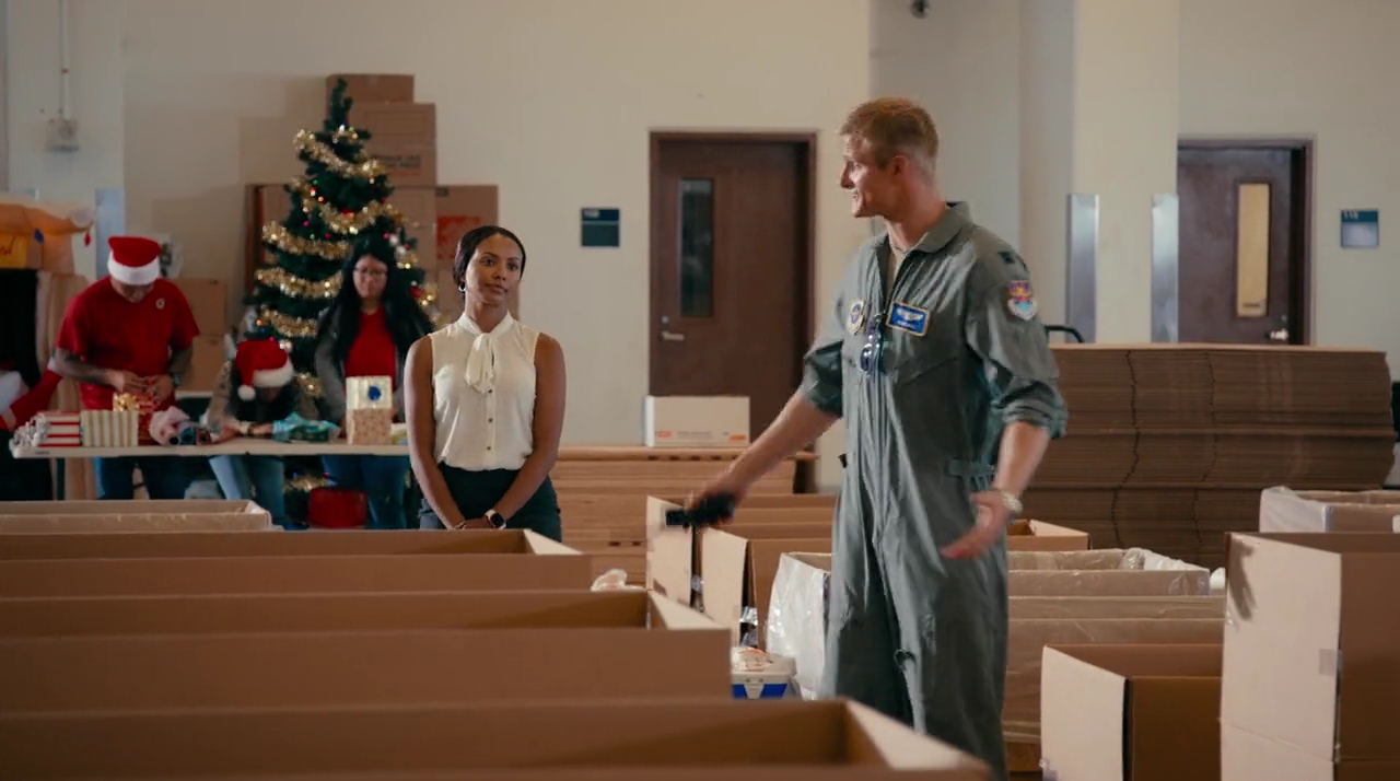 VampireDiariesWorld-dot-nl_OperationChristmasDrop1638.jpg VampireDiariesWorld-dot-nl_OperationChristmasDrop1638.jpg