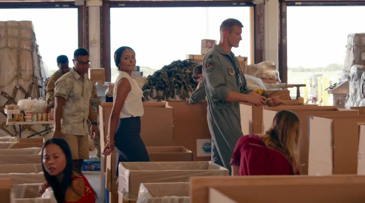 VampireDiariesWorld-dot-nl_OperationChristmasDrop1646.jpg VampireDiariesWorld-dot-nl_OperationChristmasDrop1646.jpg