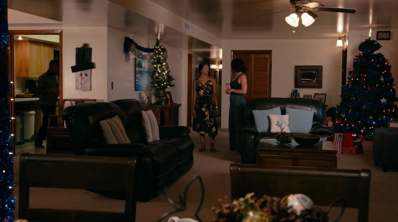 VampireDiariesWorld-dot-nl_OperationChristmasDrop1802.jpg VampireDiariesWorld-dot-nl_OperationChristmasDrop1802.jpg