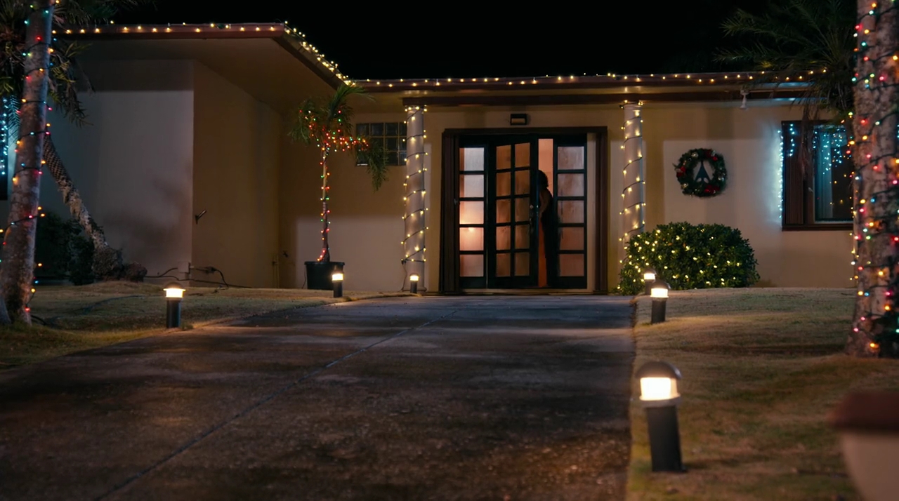 VampireDiariesWorld-dot-nl_OperationChristmasDrop1863.jpg