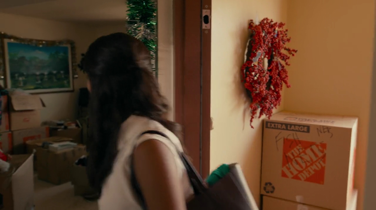 VampireDiariesWorld-dot-nl_OperationChristmasDrop2052.jpg