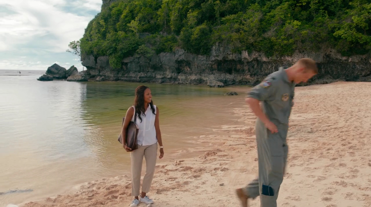 VampireDiariesWorld-dot-nl_OperationChristmasDrop2242.jpg
