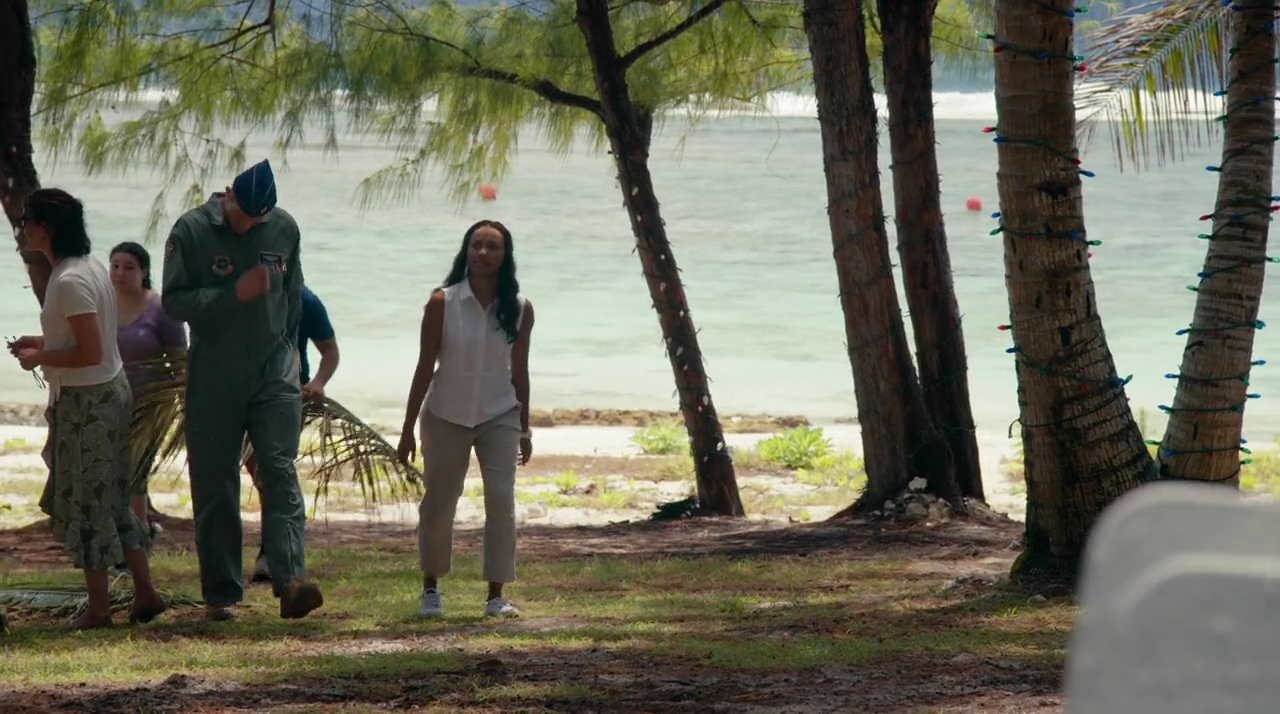 VampireDiariesWorld-dot-nl_OperationChristmasDrop2529.jpg VampireDiariesWorld-dot-nl_OperationChristmasDrop2529.jpg