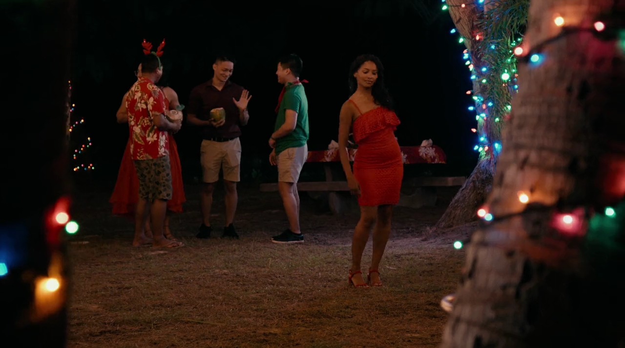 VampireDiariesWorld-dot-nl_OperationChristmasDrop3553.jpg