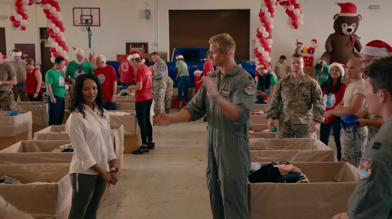 VampireDiariesWorld-dot-nl_OperationChristmasDrop3948.jpg