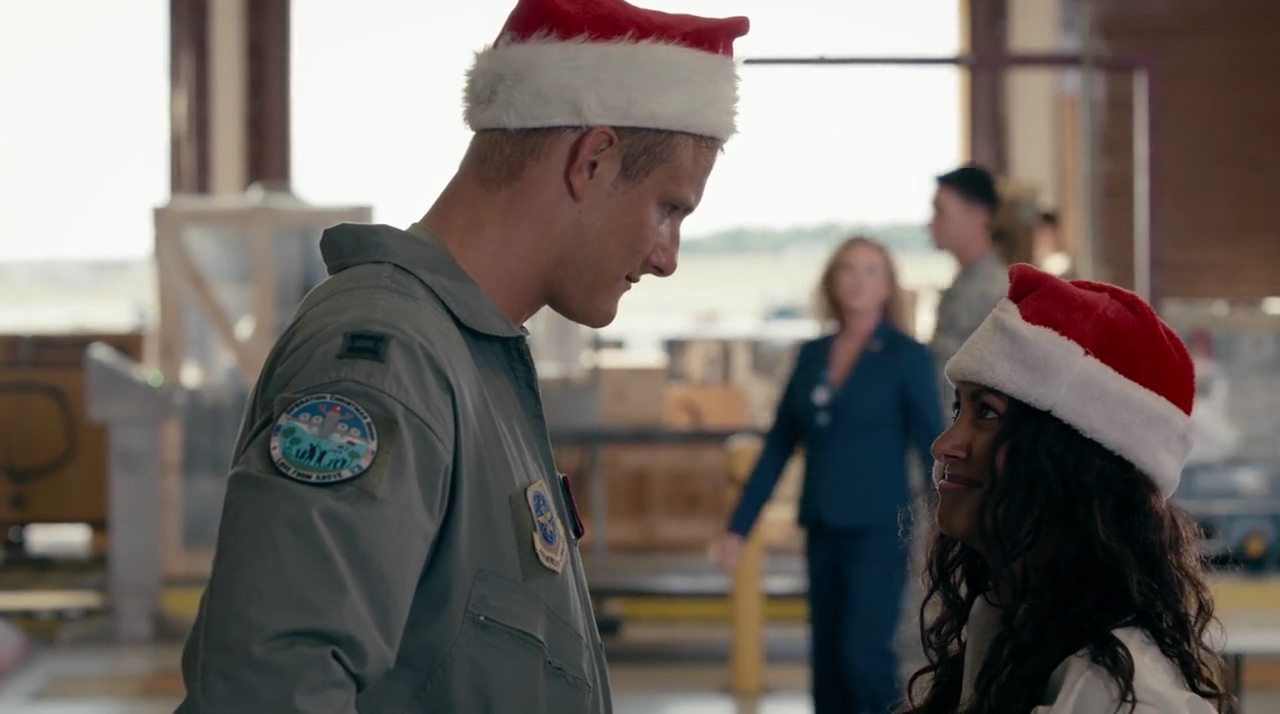 VampireDiariesWorld-dot-nl_OperationChristmasDrop4140.jpg