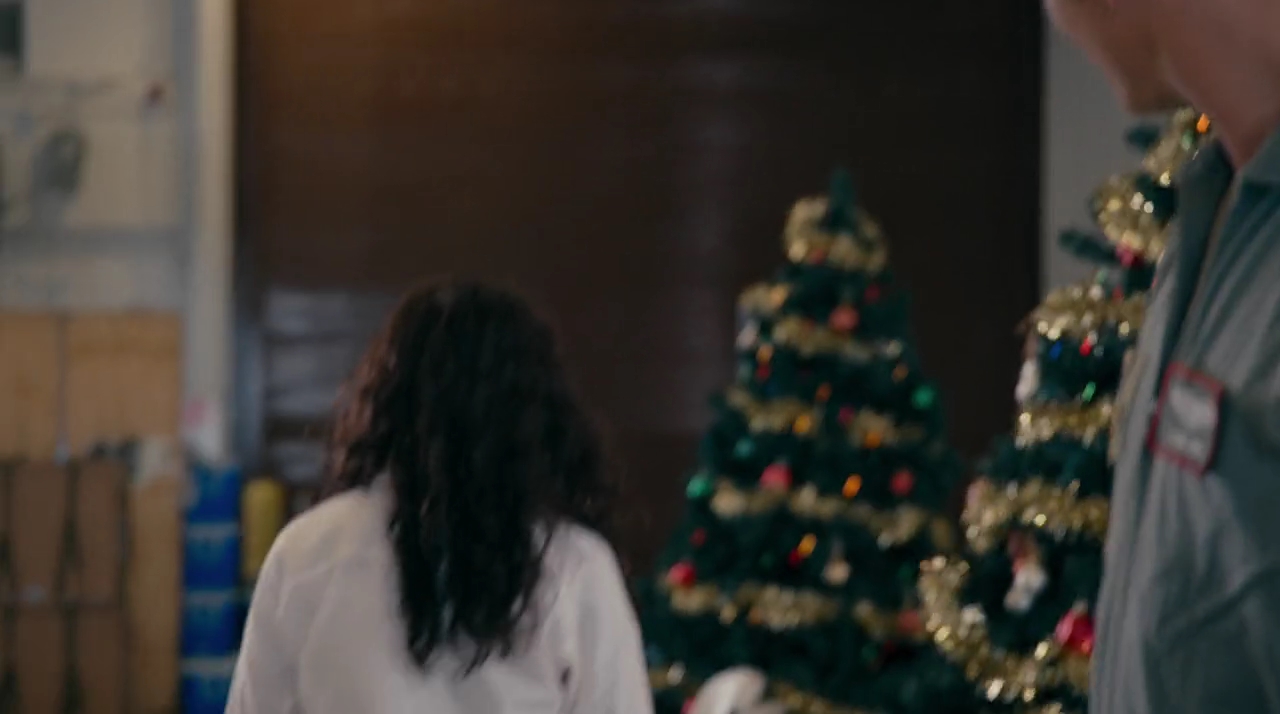 VampireDiariesWorld-dot-nl_OperationChristmasDrop4267.jpg