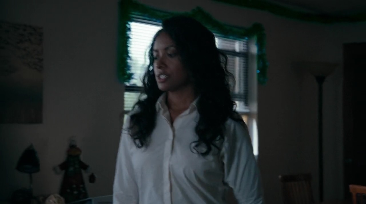 VampireDiariesWorld-dot-nl_OperationChristmasDrop4313.jpg