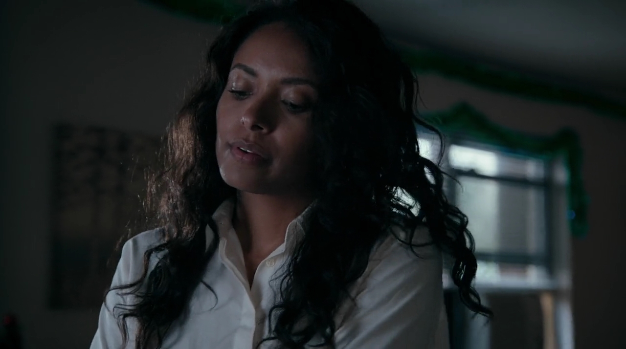 VampireDiariesWorld-dot-nl_OperationChristmasDrop4329.jpg