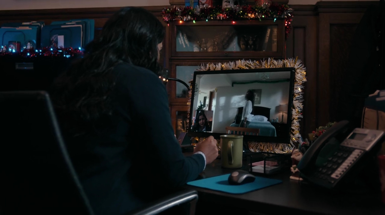 VampireDiariesWorld-dot-nl_OperationChristmasDrop4333.jpg