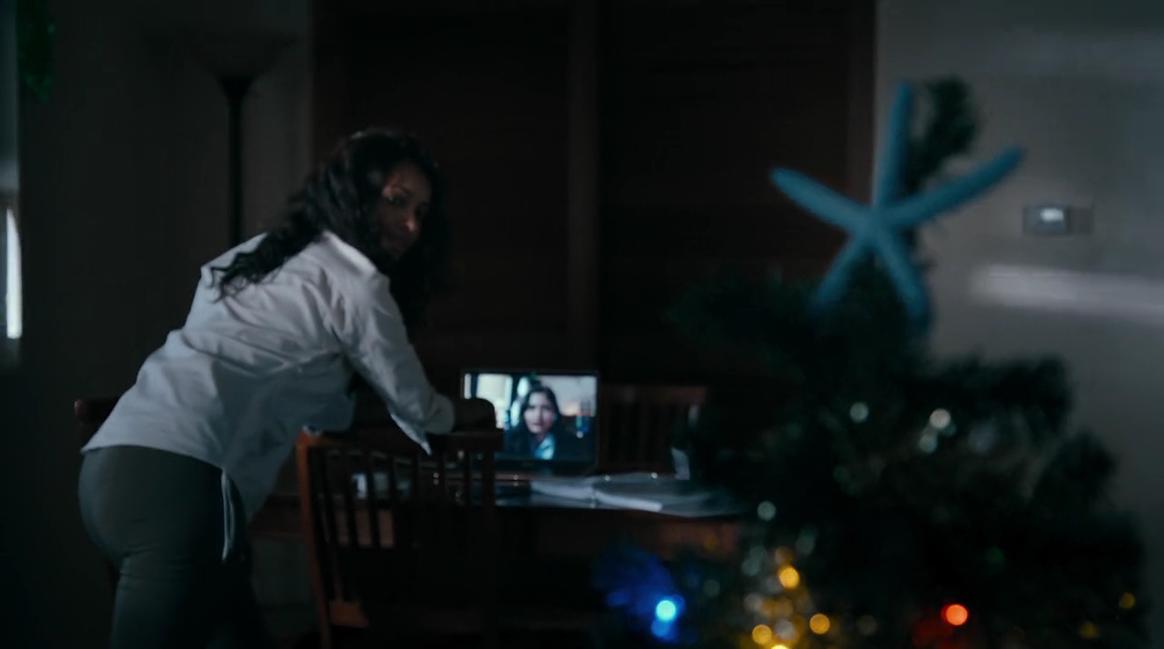VampireDiariesWorld-dot-nl_OperationChristmasDrop4359.jpg