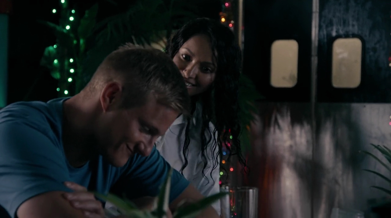 VampireDiariesWorld-dot-nl_OperationChristmasDrop4458.jpg