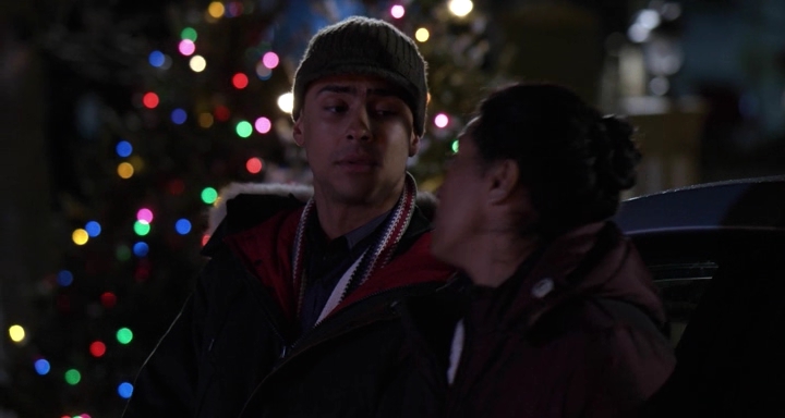 Charmed-Online-dot-nl_TheHolidayCalendar0677.jpg