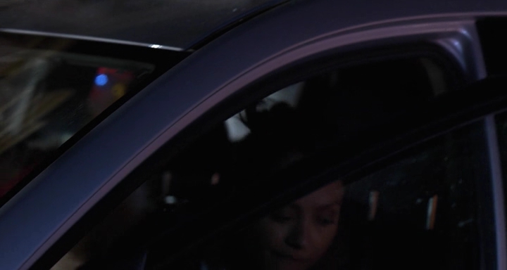 Charmed-Online-dot-nl_TheHolidayCalendar0698.jpg