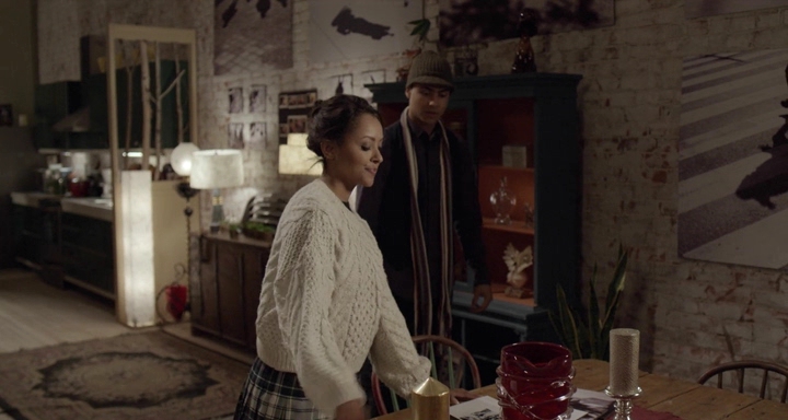 Charmed-Online-dot-nl_TheHolidayCalendar0748.jpg