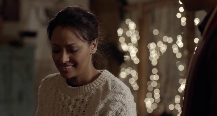 Charmed-Online-dot-nl_TheHolidayCalendar0753.jpg