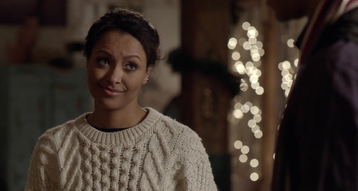 Charmed-Online-dot-nl_TheHolidayCalendar0775.jpg
